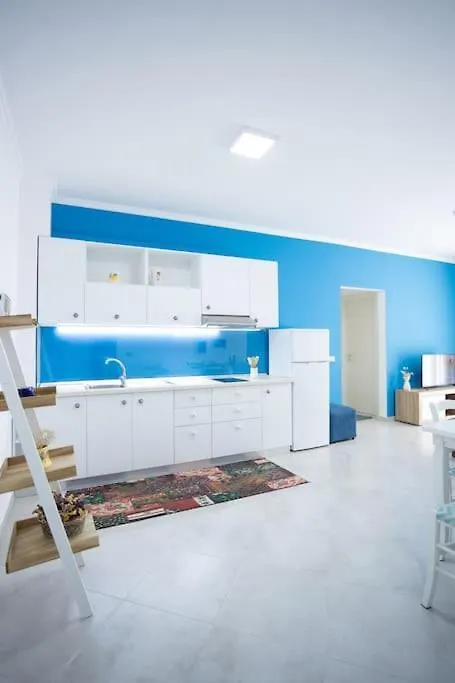 Central Seaview Apartment Vlore